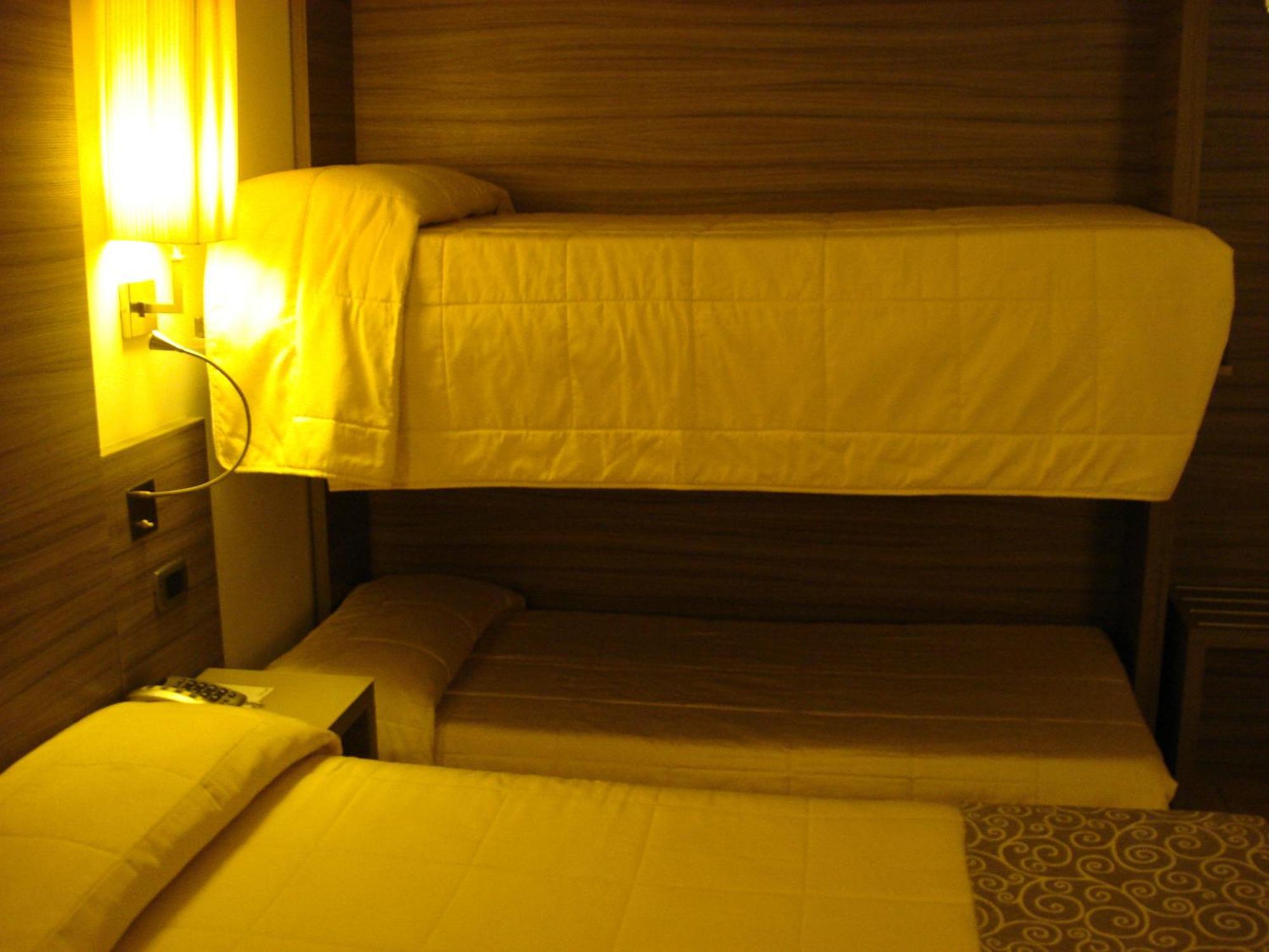 Morrisson Exclusive Rooms Roma Oda fotoğraf