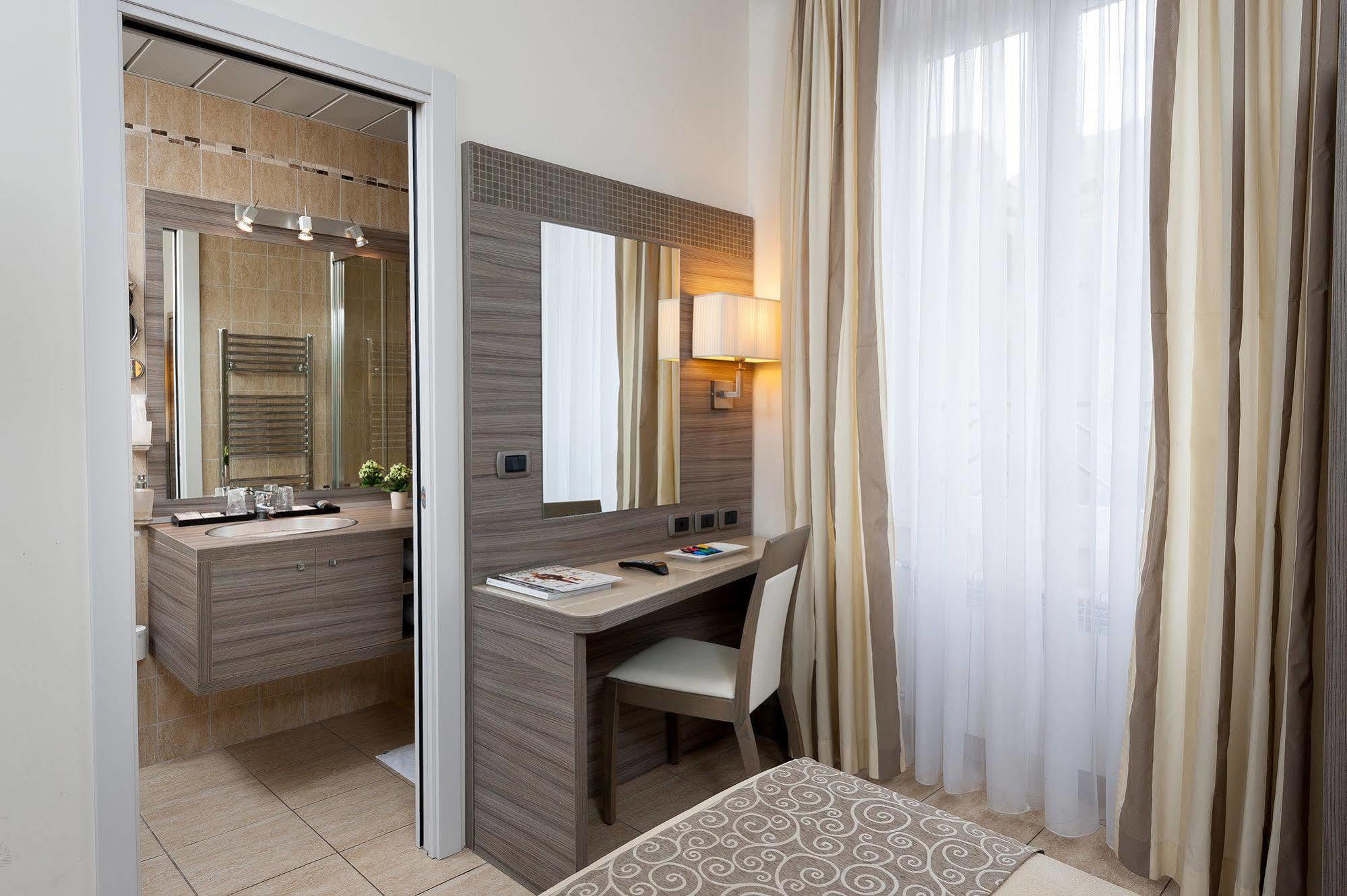 Morrisson Exclusive Rooms Roma Dış mekan fotoğraf