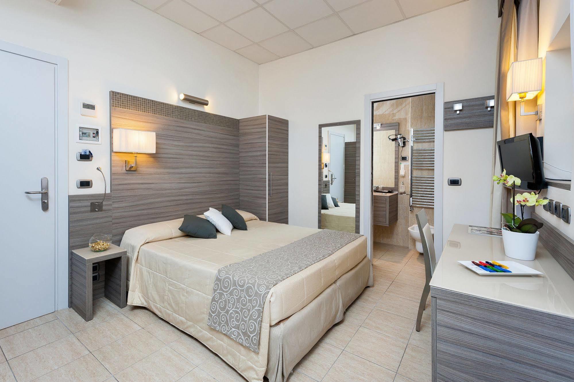 Morrisson Exclusive Rooms Roma Dış mekan fotoğraf