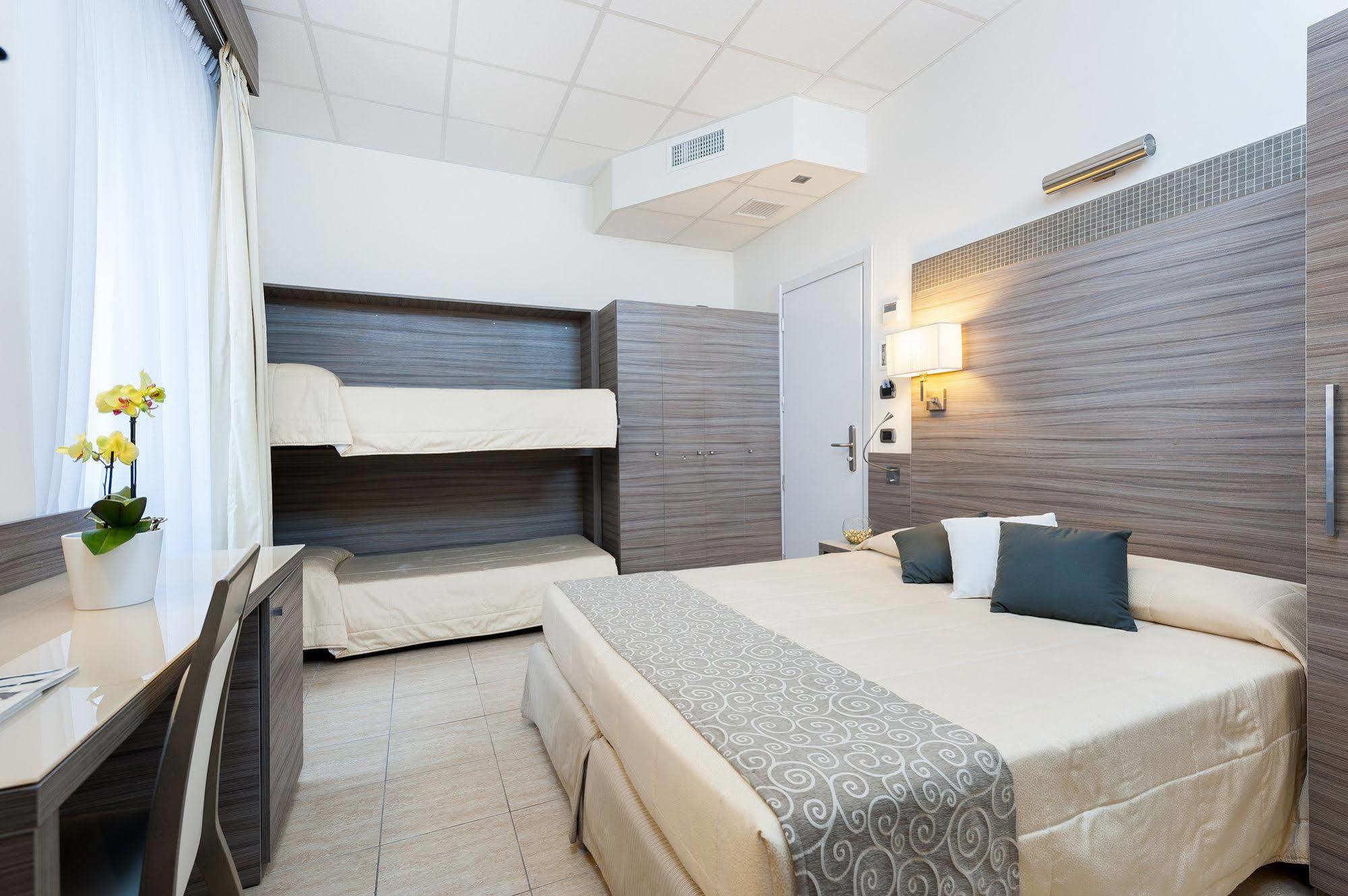 Morrisson Exclusive Rooms Roma Dış mekan fotoğraf
